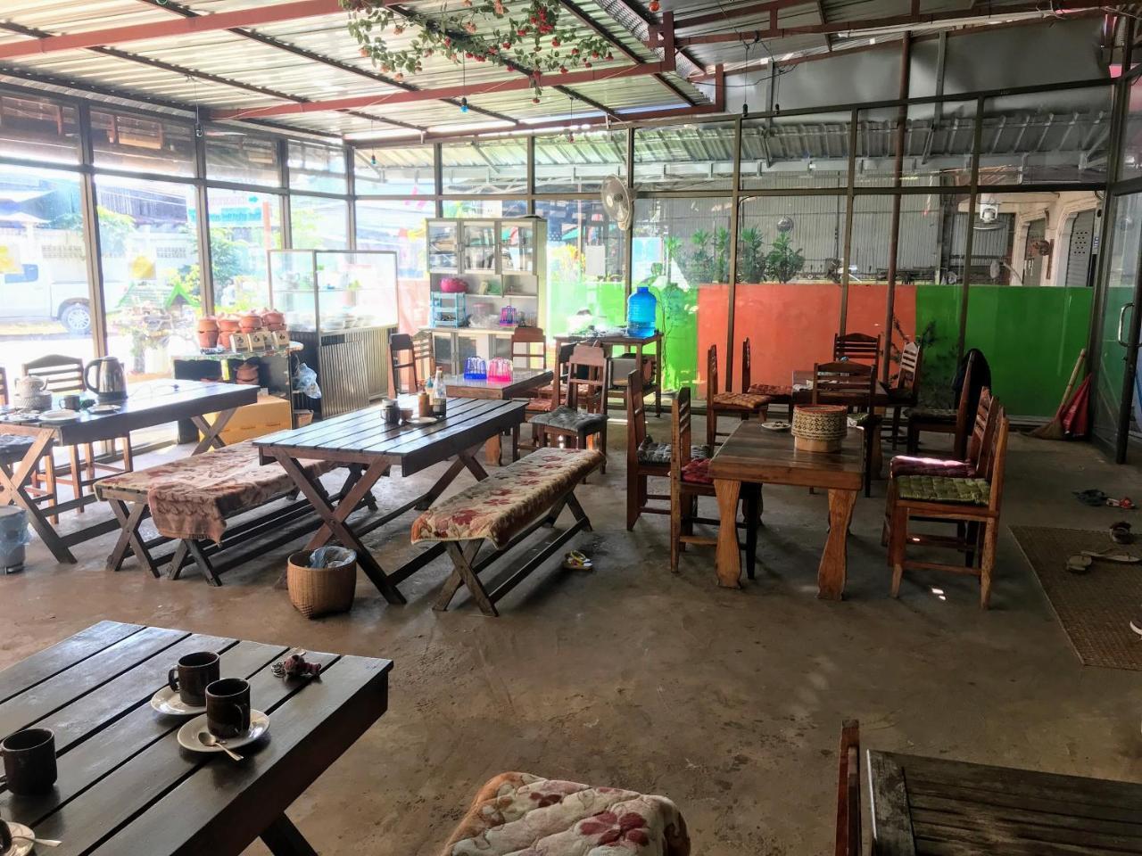 Soutchai Hostel And Tour Company باكسي المظهر الخارجي الصورة